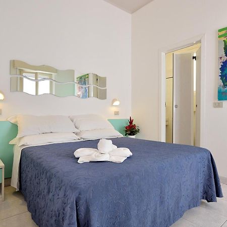Hotel Oltremar B&B Cattolica Luaran gambar