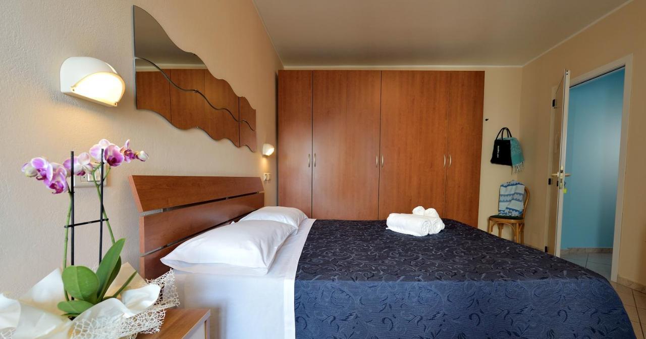 Hotel Oltremar B&B Cattolica Luaran gambar