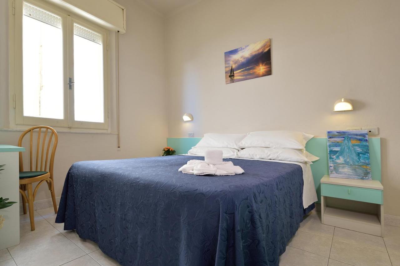 Hotel Oltremar B&B Cattolica Luaran gambar