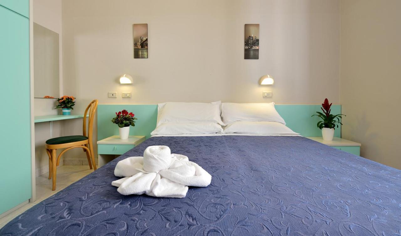 Hotel Oltremar B&B Cattolica Luaran gambar